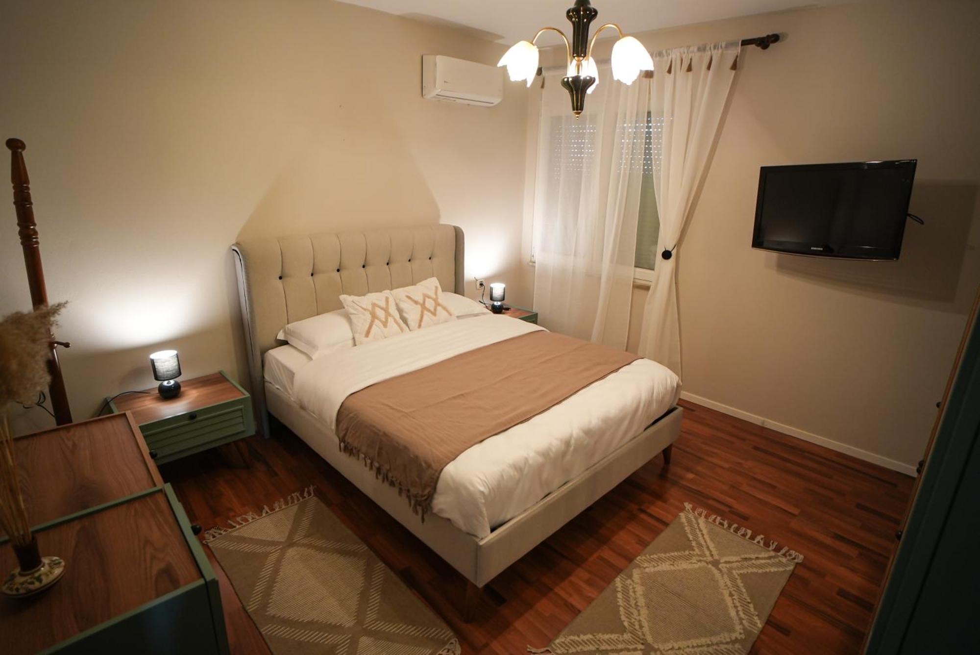 Appartamento Grandpa House - App.3 Tirana Esterno foto