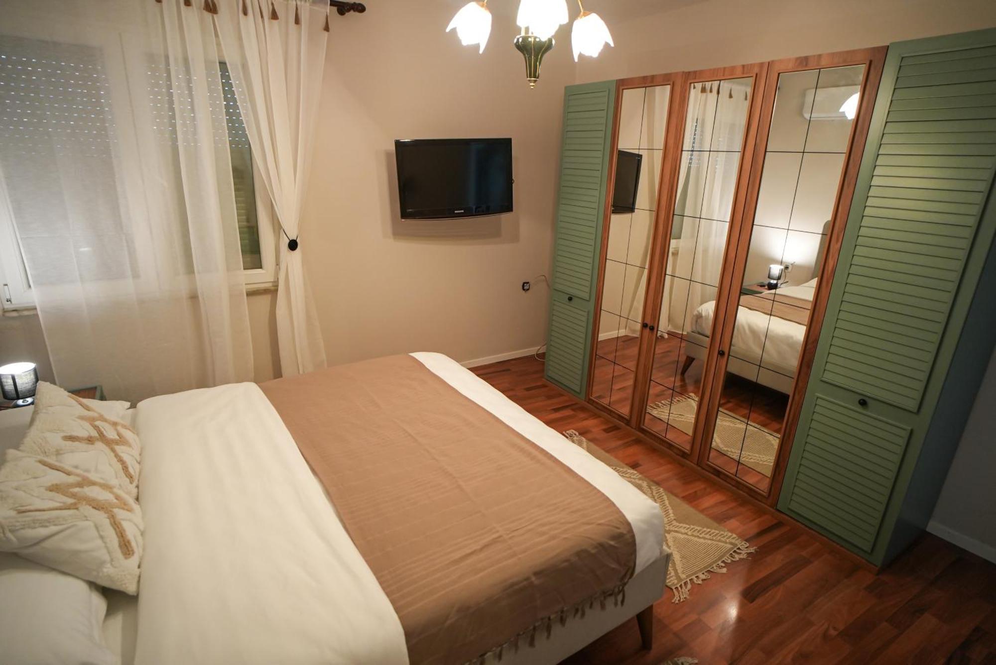 Appartamento Grandpa House - App.3 Tirana Esterno foto